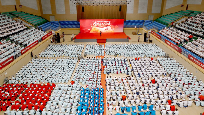 图片4-1.jpg 图片4-1.jpg