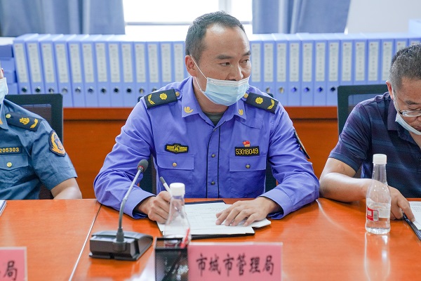 我校召开2022年度秋季学期安宁职教园区高职院校综合管理工作检查考核迎检工作会议 第 7 张