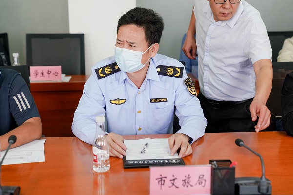 我校召开2022年度秋季学期安宁职教园区高职院校综合管理工作检查考核迎检工作会议 第 11 张