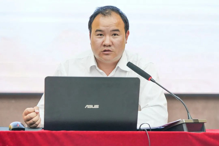 云经管举办普法强基补短板进校园宣讲活动 第 3 张